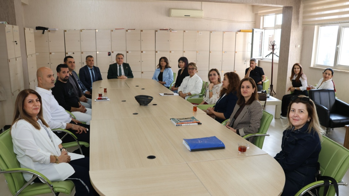 Şehitkamil İlçe Milli Eğitim Müdürümüz Mehmet Ali TİRYAKİOĞLU Okulumuzu Ziyaret Etti